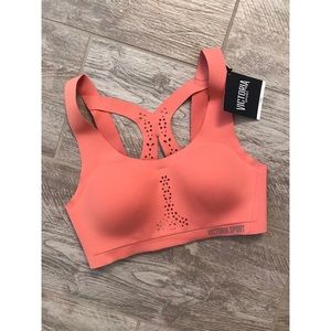 Victoria’s Secret | 32B Angel Max Sports Bra